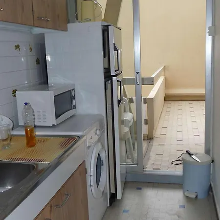 Avec Loggia, Terrasse&parking Privé En Centre-ville, Proche - Fr-1-328-99 *